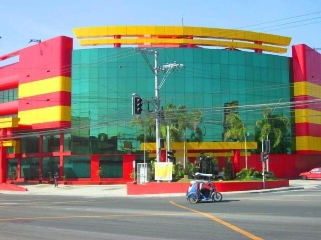 Hotel Sogo Tarlac Bagian luar foto