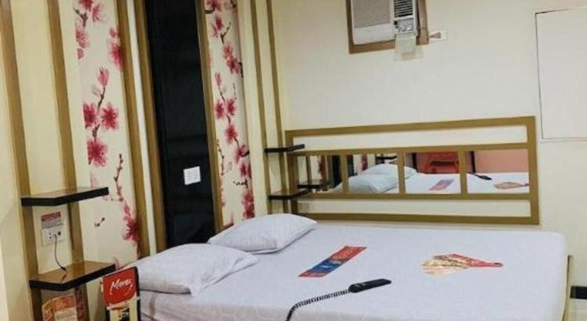 Hotel Sogo Tarlac Bagian luar foto