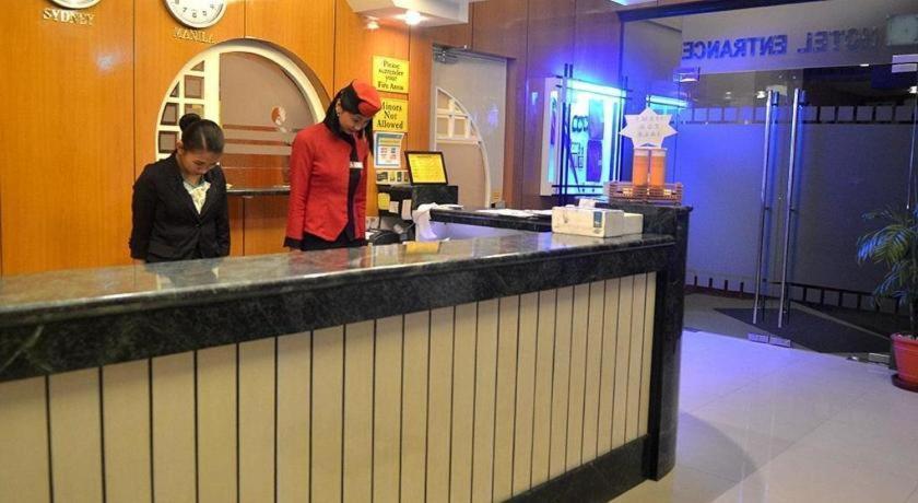 Hotel Sogo Tarlac Bagian luar foto