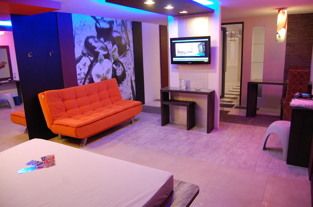 Hotel Sogo Tarlac Ruang foto