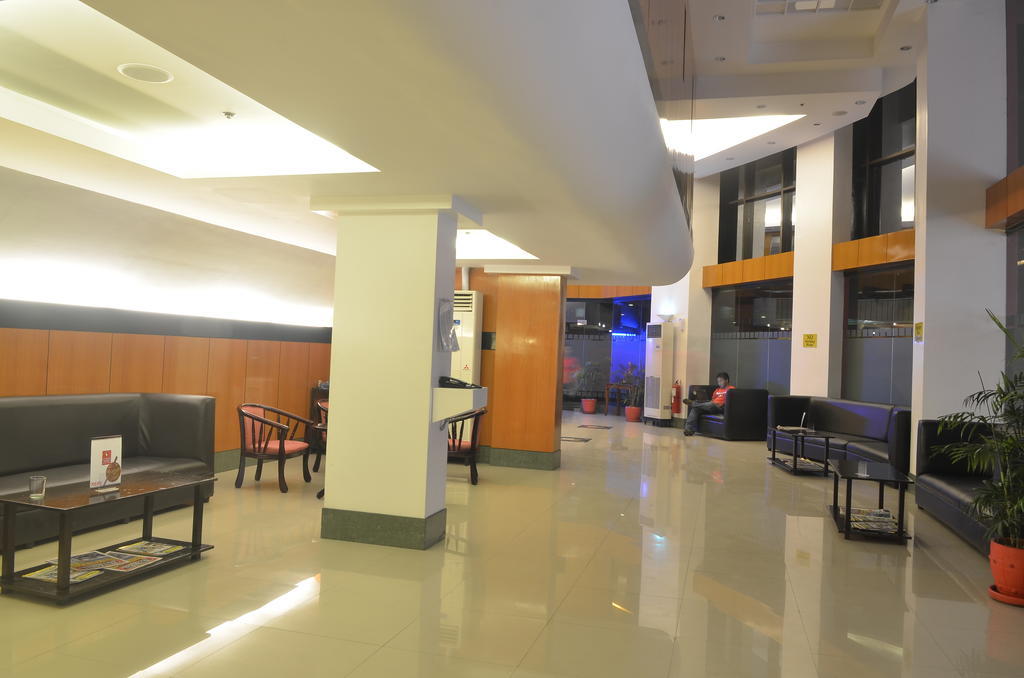 Hotel Sogo Tarlac Bagian luar foto
